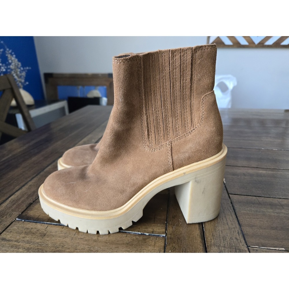 Dolce Vita Womens Sz 8 Caster H2O Waterproof Lug Sole Chelsea Heeled Boot